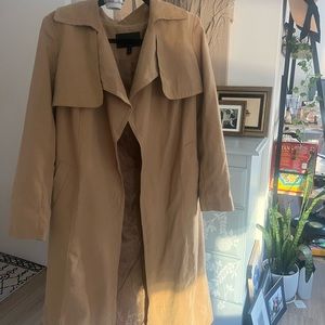 Bana republic light trench coat